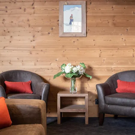 Apartament With Pool Access *