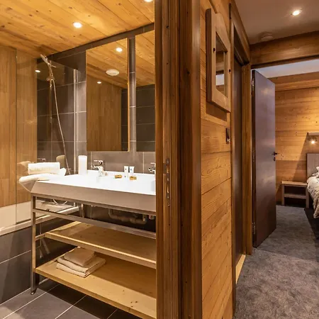 With Pool Access Val Thorens